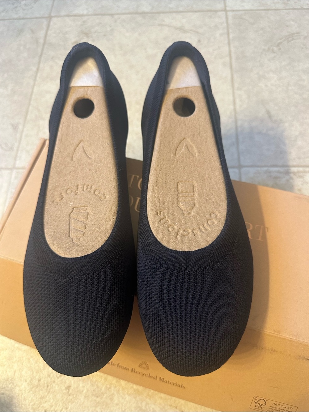 Vivaia Claire Round Toe Walking Flats Blue Womens US 9 EU40 Washable Woven